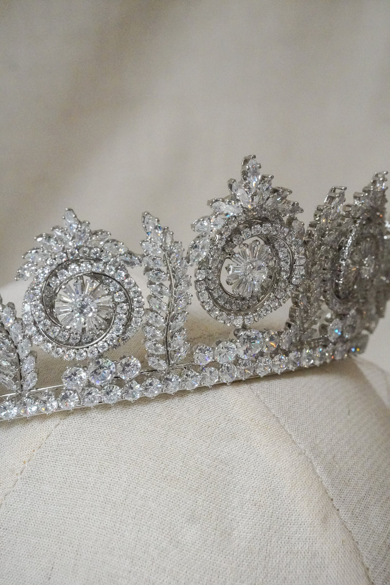 MADELAINE CROWN