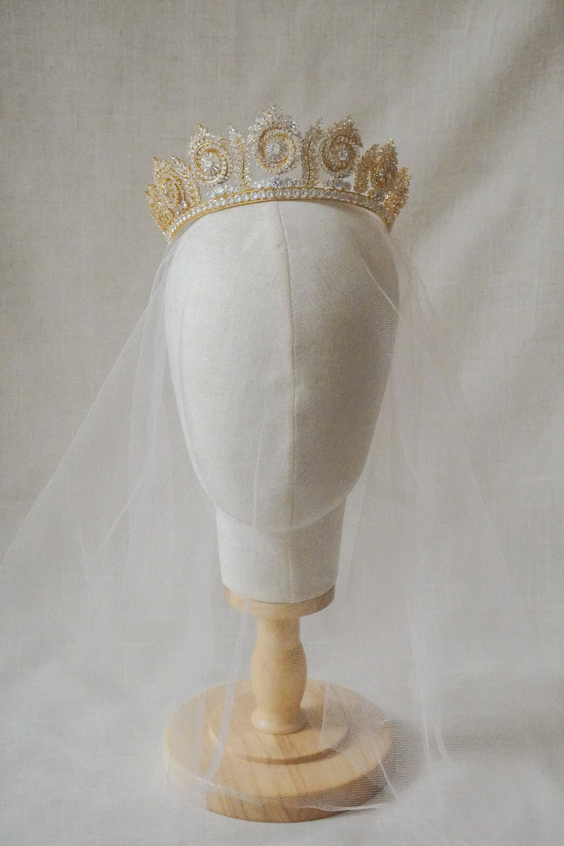 MADELAINE CROWN