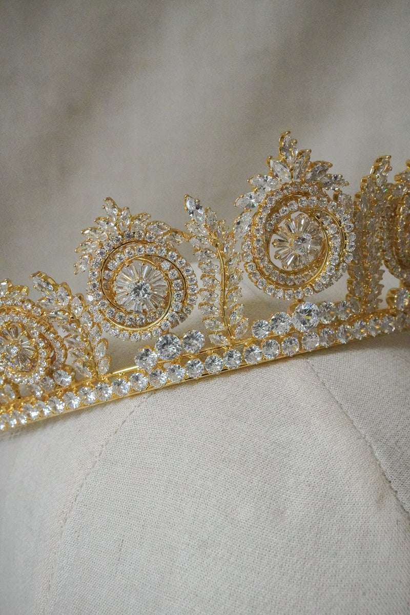 MADELAINE CROWN