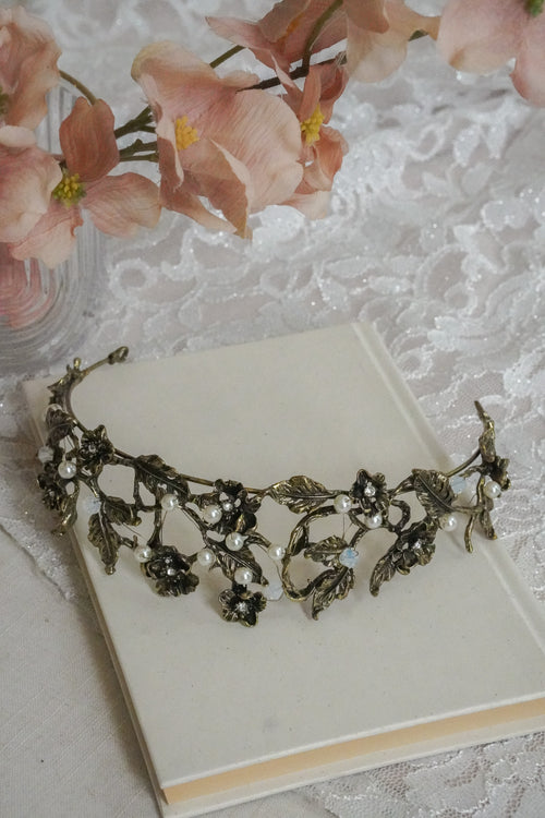 SAMARIA CROWN
