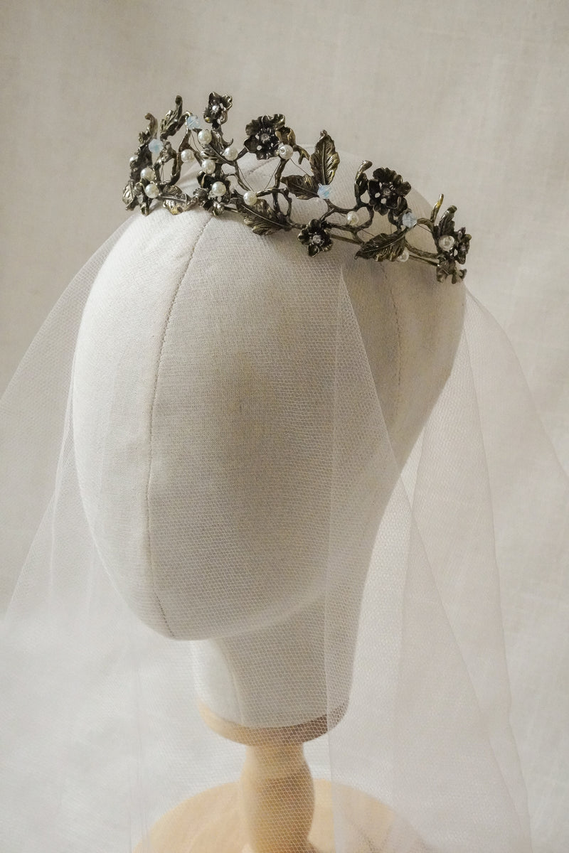 SAMARIA CROWN