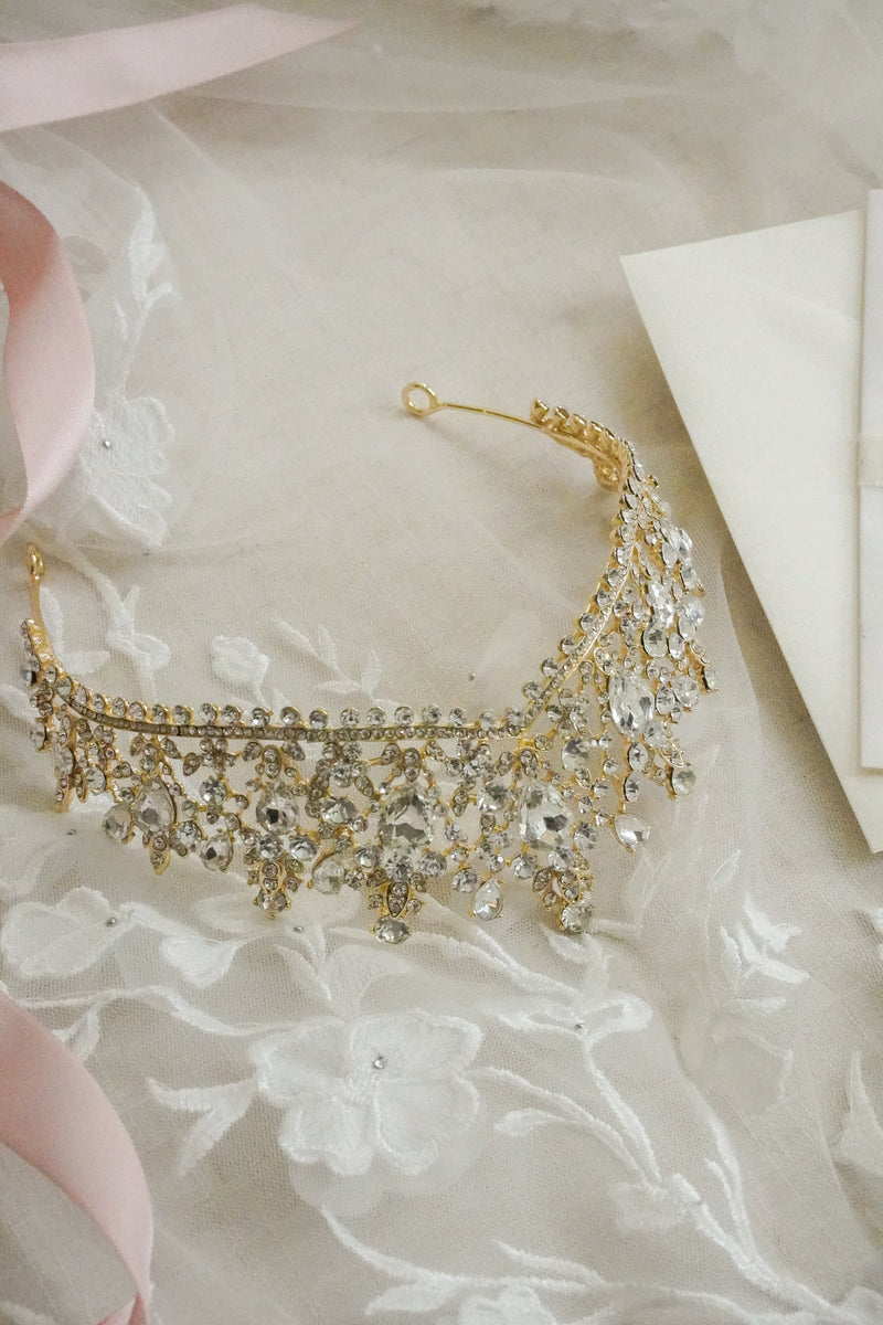 ATHENA CROWN