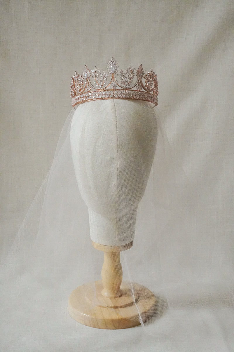 SALMA CROWN