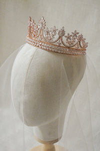 SALMA CROWN