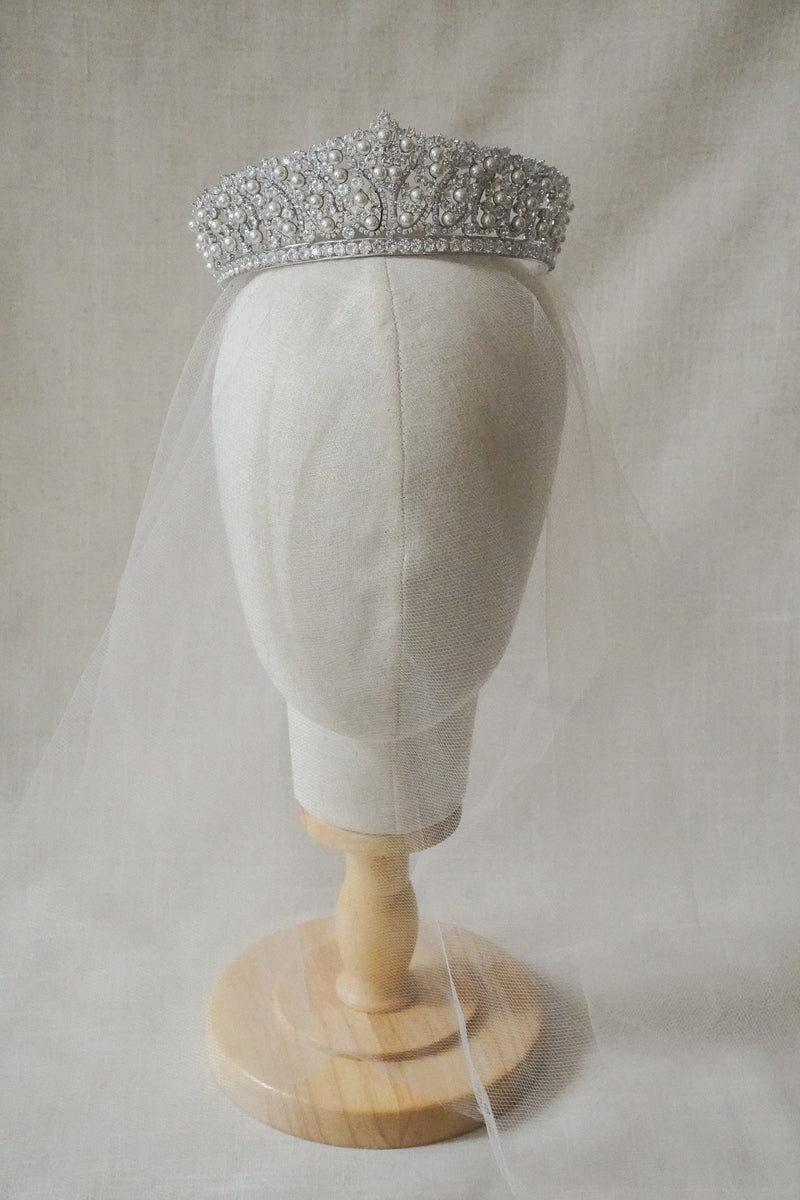 PEARL CROWN
