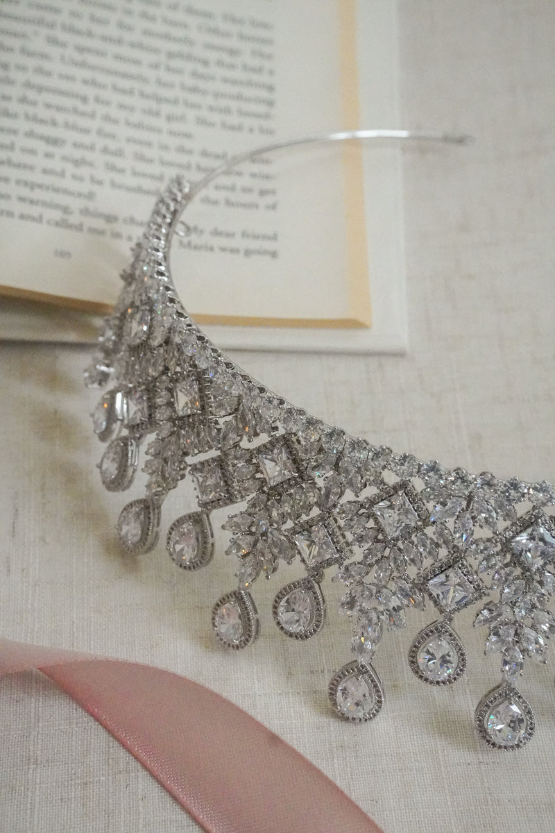 EVANGELINE CROWN