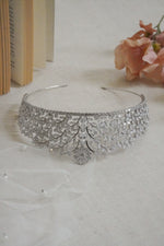SELAH CROWN