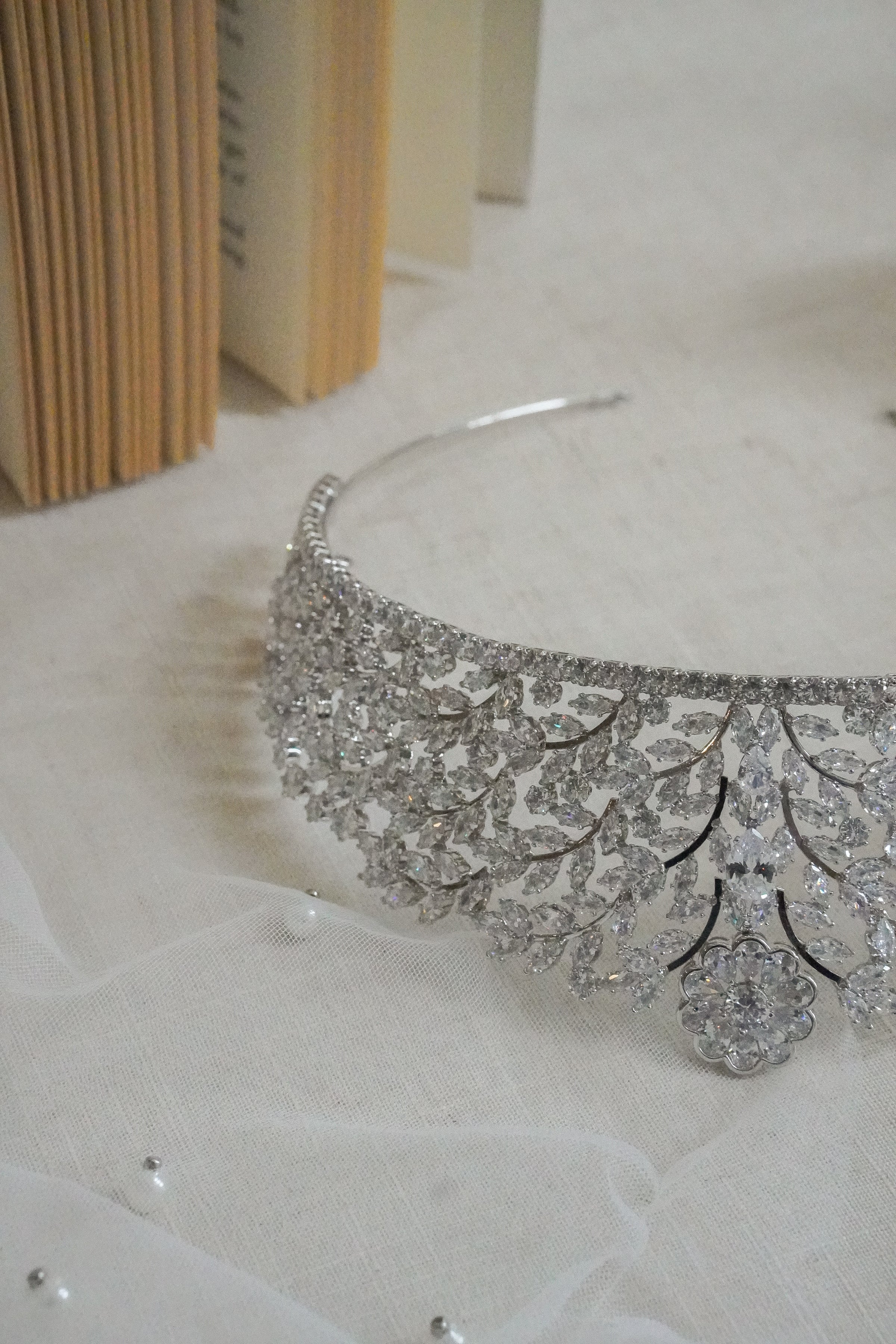 SELAH CROWN
