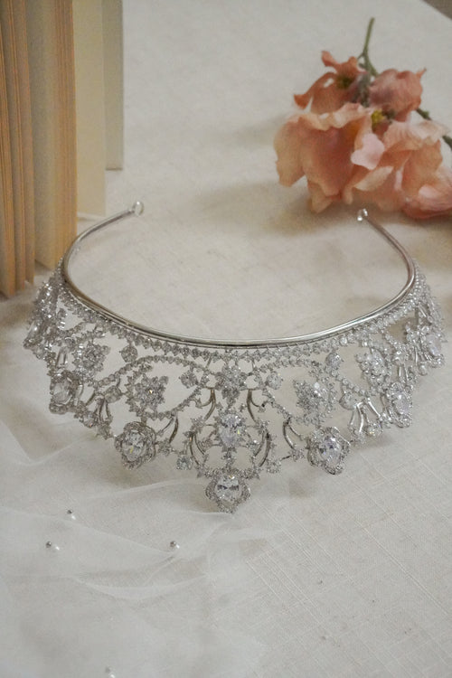 ANNALISE CROWN