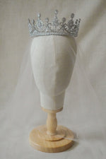 ARMELLE CROWN