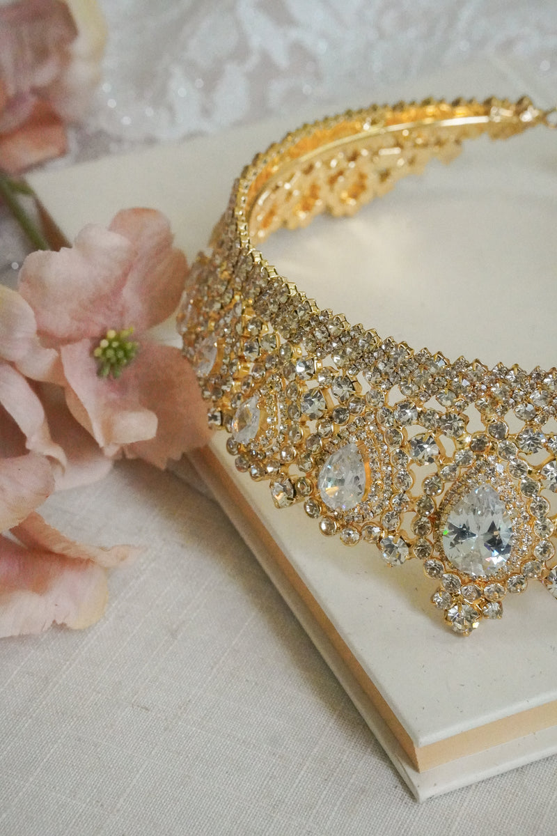 ANNABELLE CROWN