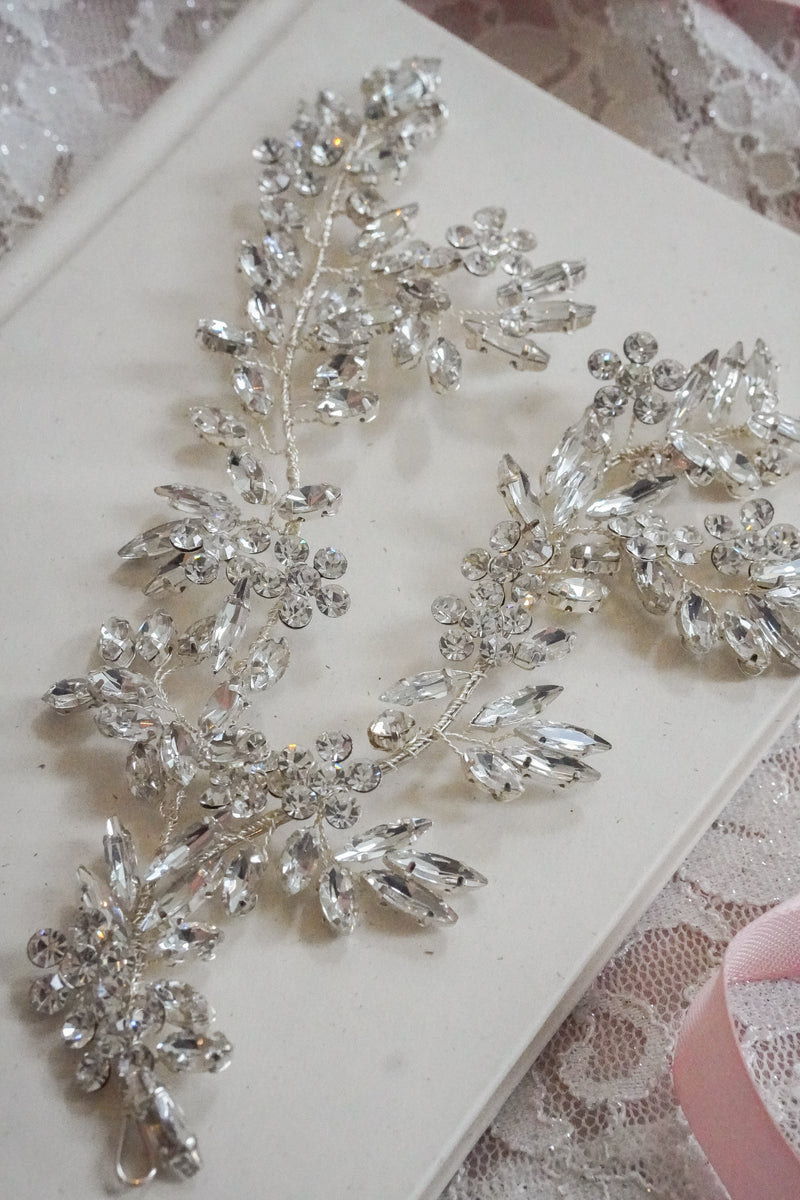 IMELDA HEADPIECE
